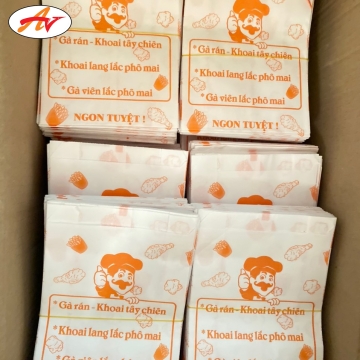 Túi giấy gà rán in chữ 