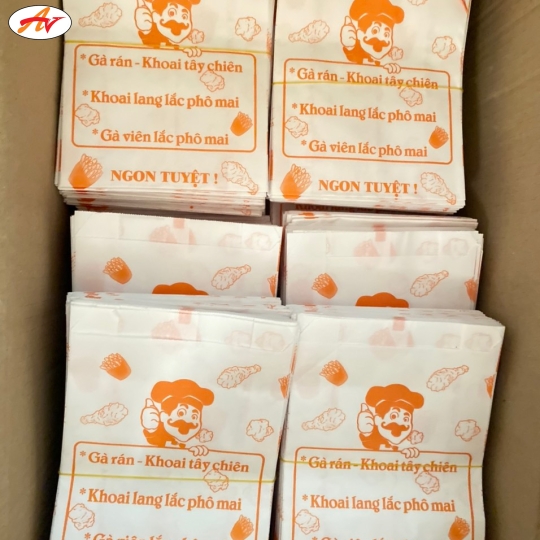 Túi giấy gà rán in chữ 